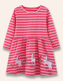Robe rayée à appliqué licorne arc-en-ciel